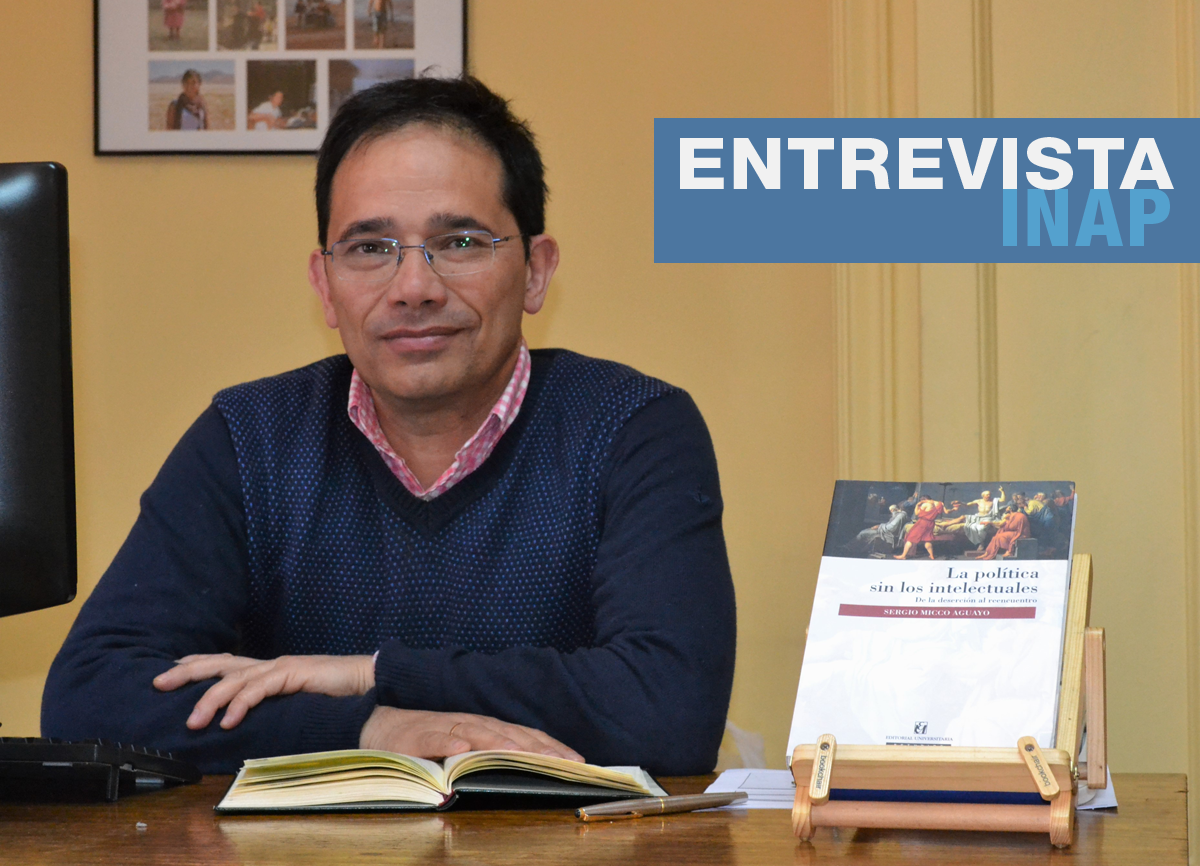El profesor Micco presentó la primera edición del libro La política sin los intelectuales en 2014.