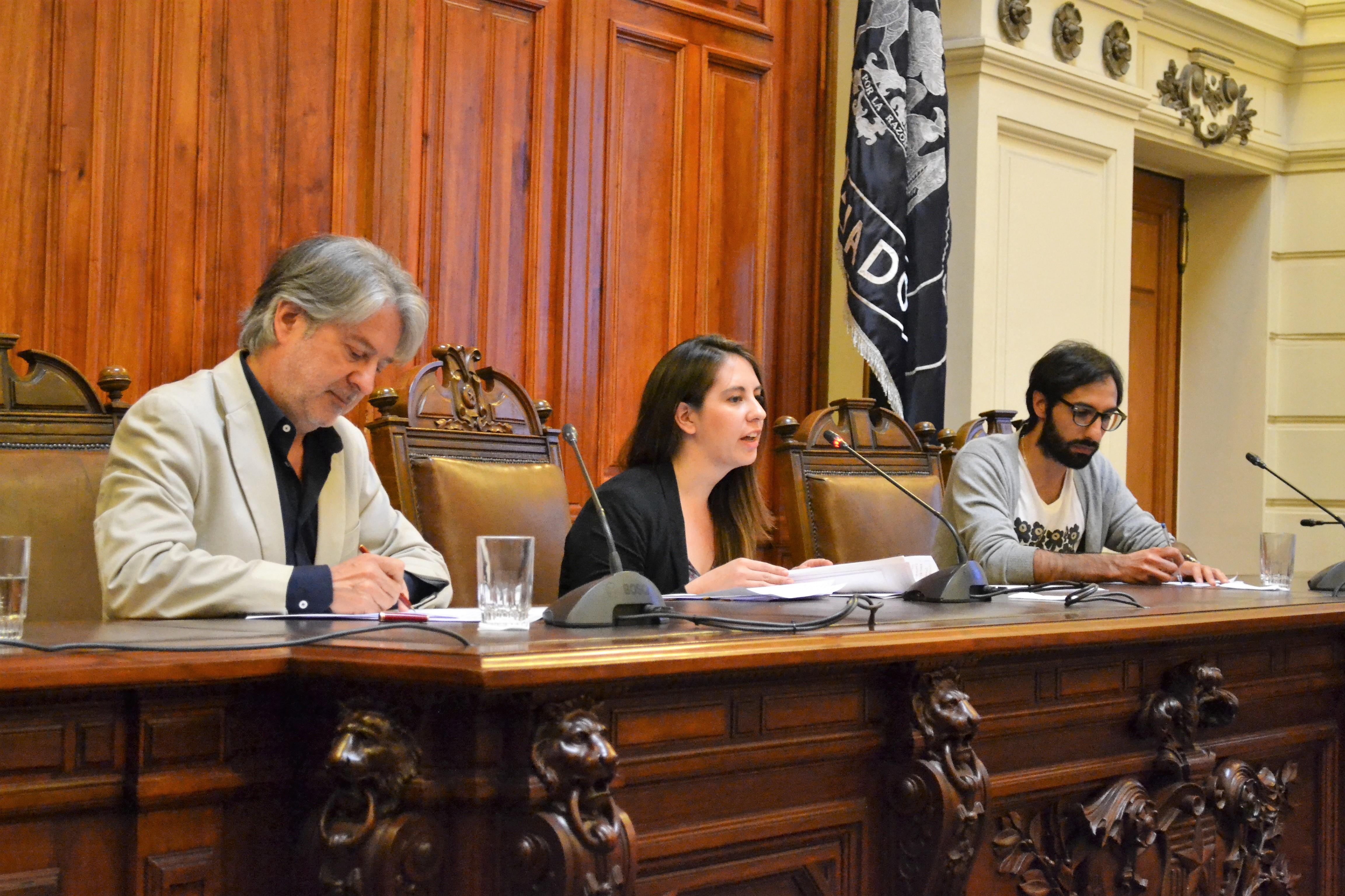 La Directora Jurídica de la Fundación Iguales, Jimena Lizama, comparó los casos de Argentina y Chile.