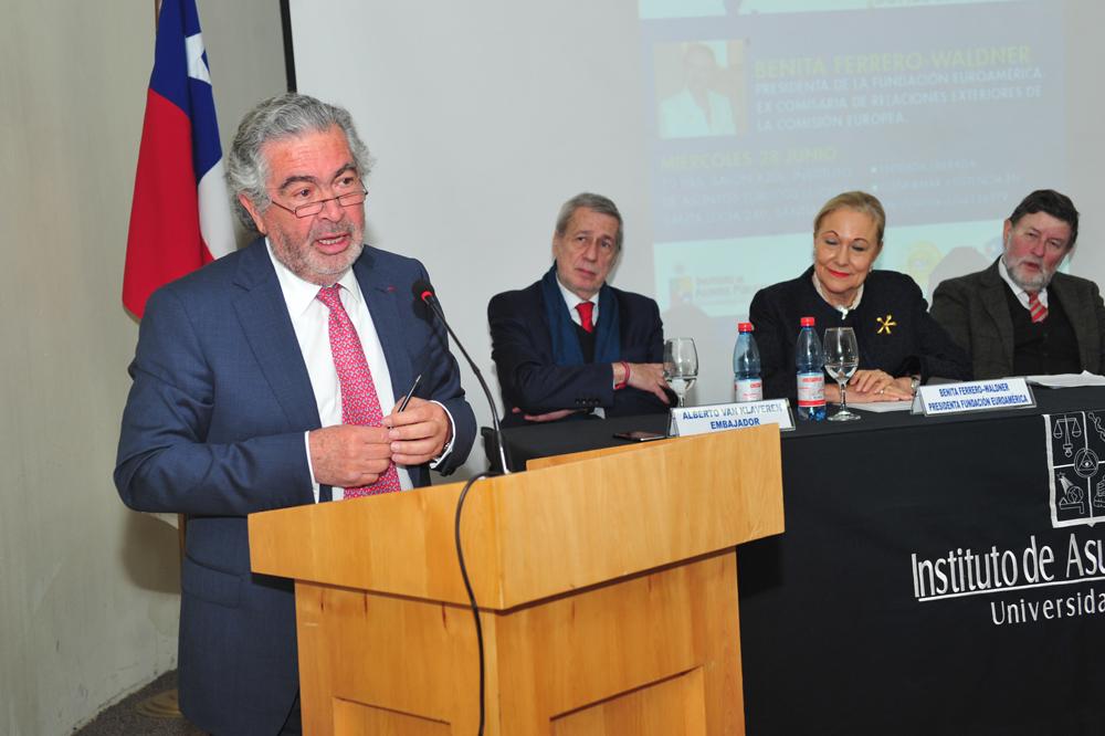 El Presidente de Eurochile, Vicente Caruz, señaló que América Latina puede aprovechar los recursos y las tecnologías que existen en Europa.
