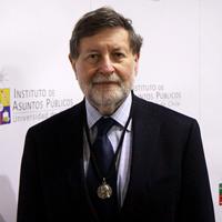 Hugo Frühling, Director del Instituto de Asuntos Públicos de la Universidad de Chile