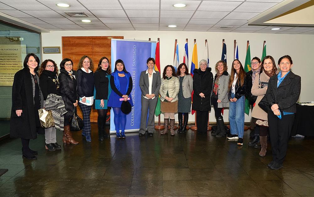 En el encuentro participaron académicas de distintas casas de estudio y especialistas en temas de género.
